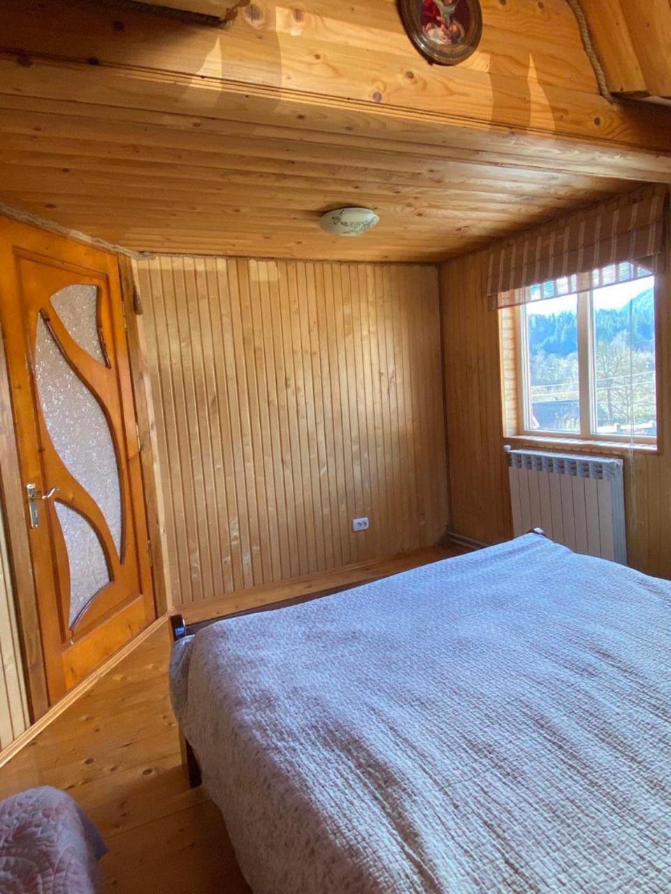 Apartamento Domashnya Oselya Verkhovyna Exterior foto